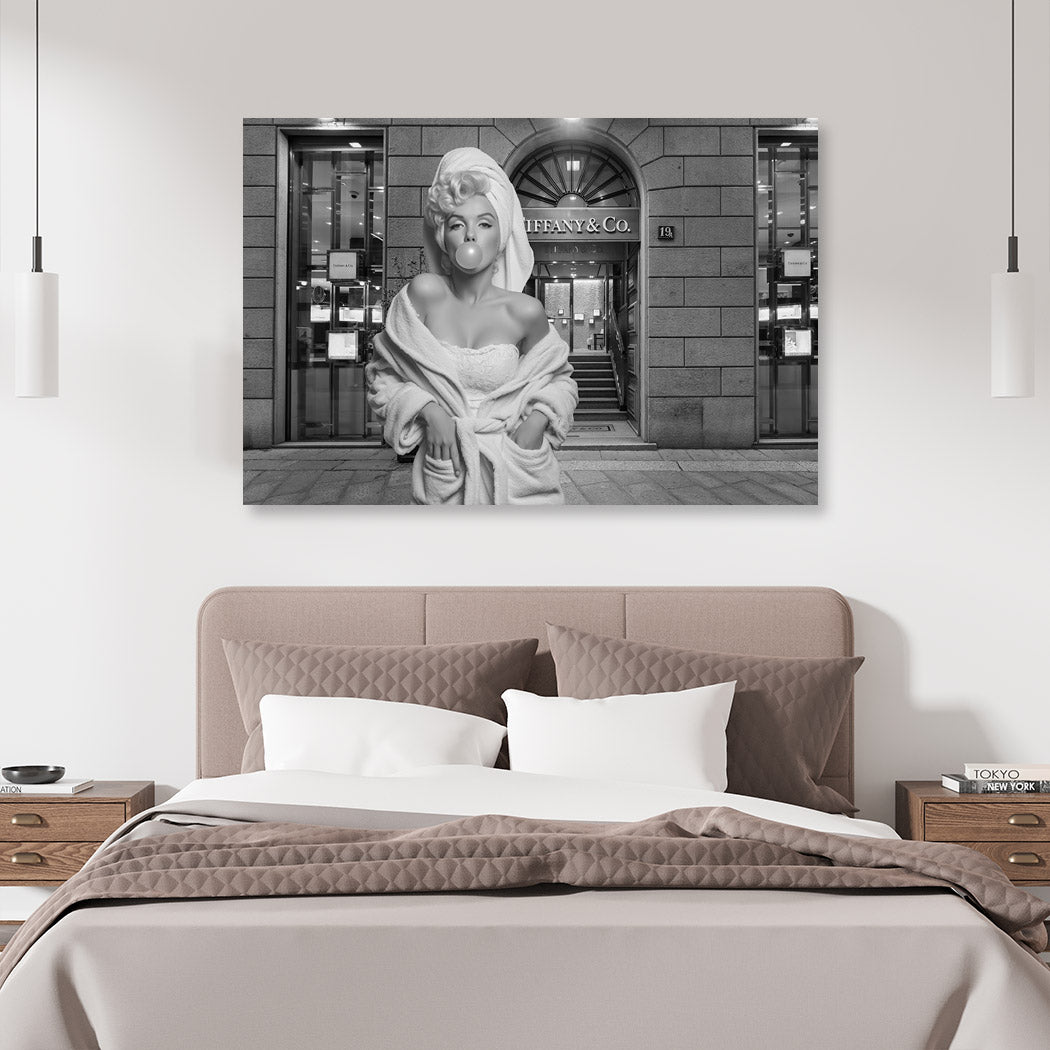 Marilyn Monroe Glam with Bubble Gum in SW Wandbild